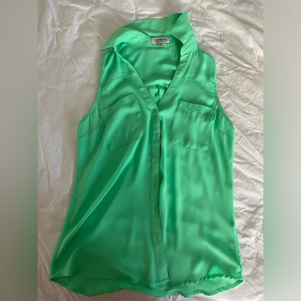 Green sleeveless Portafino blouse